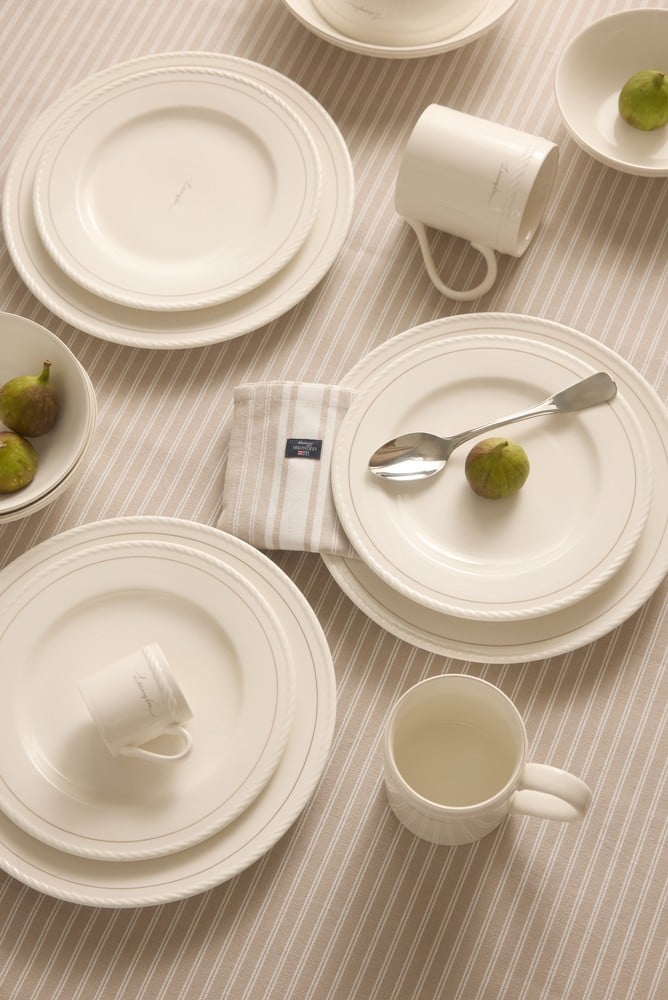 VI 19837_cdf9edbd3f-2511_lexingtonfall26_icons-porcelain_035.jpg
