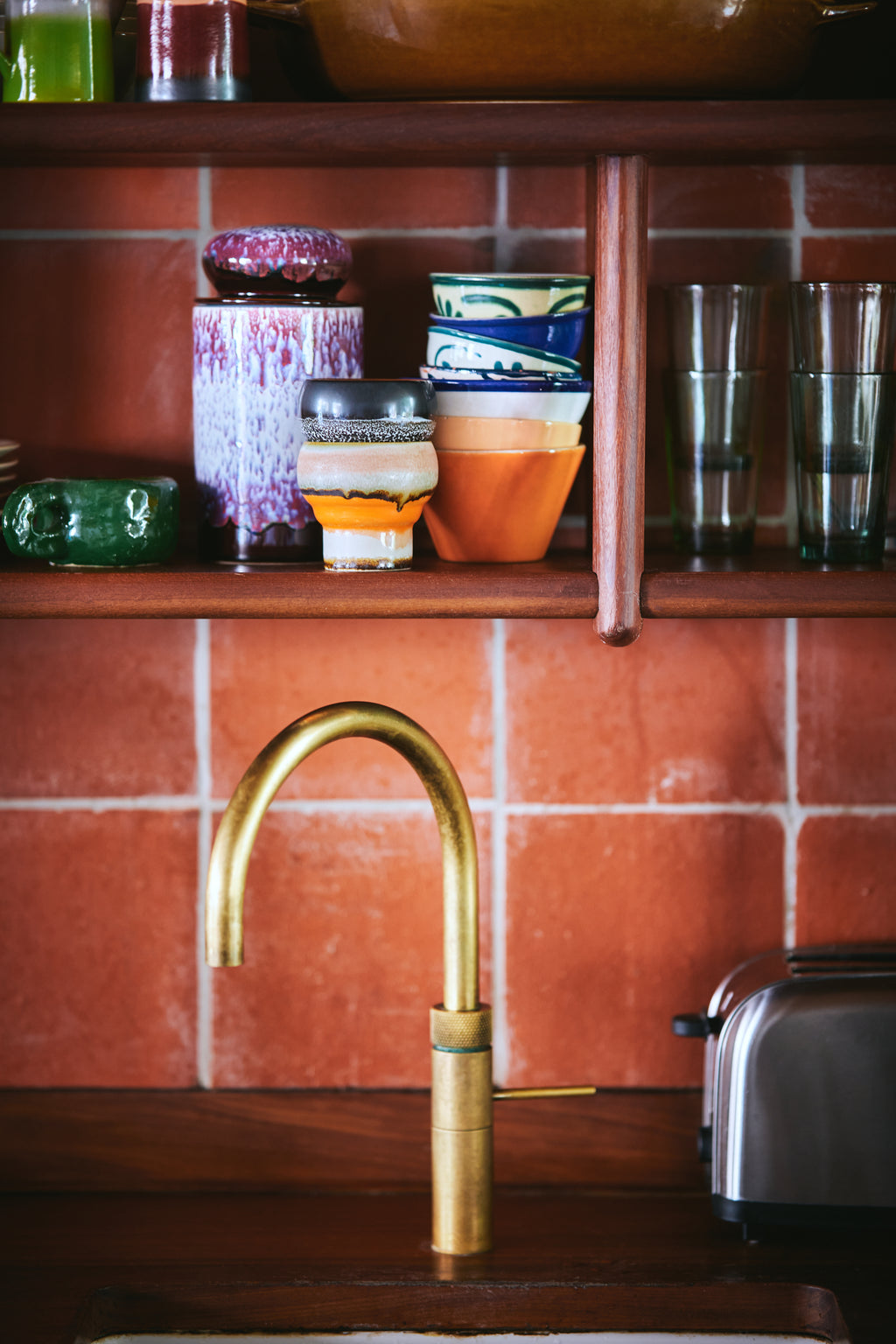 VI 2324_Collection_HKliving_Shoot_3_LR_134.jpg