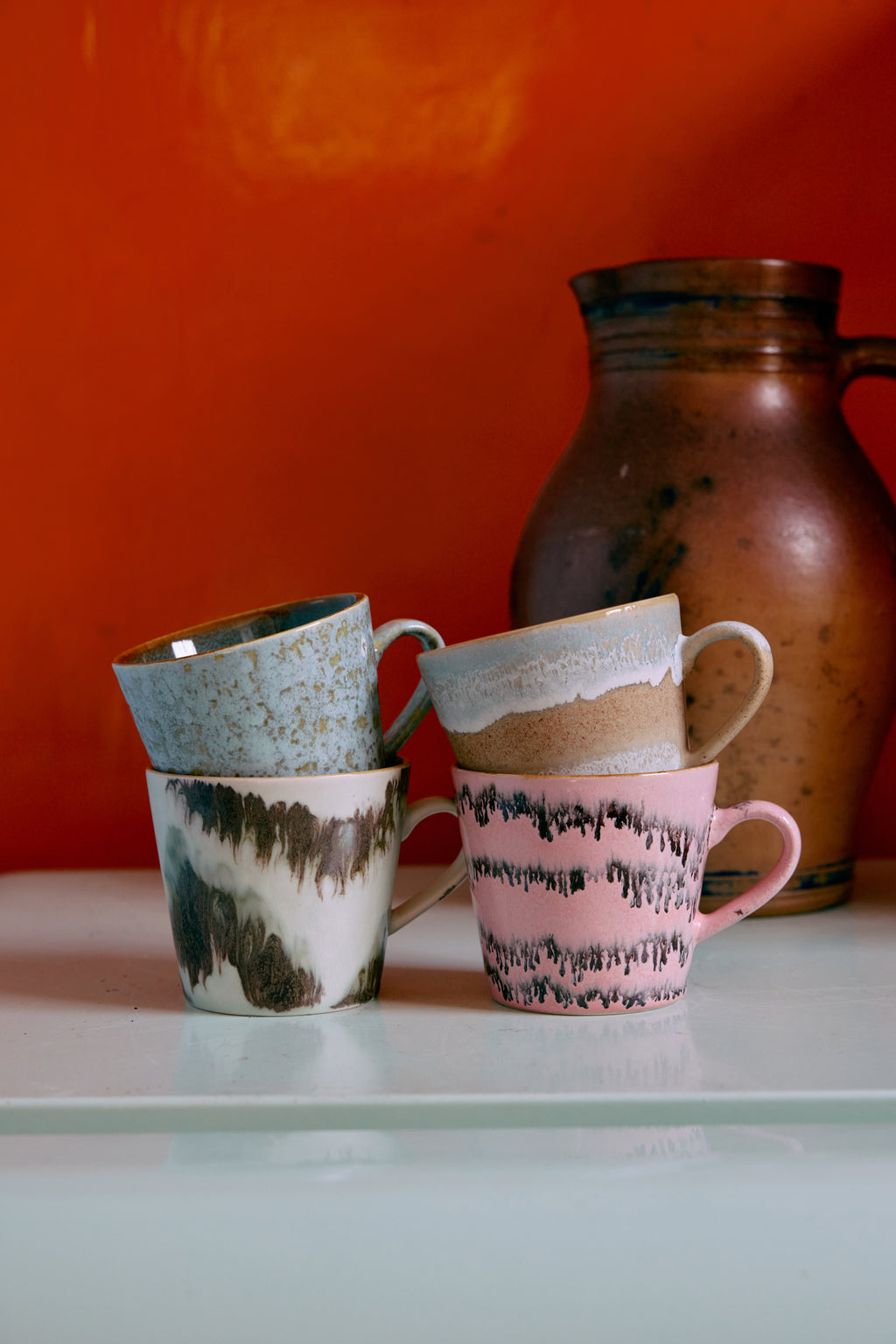 VI 2526_Collection_HKLIVING_Shoot_1_LR_530.jpg