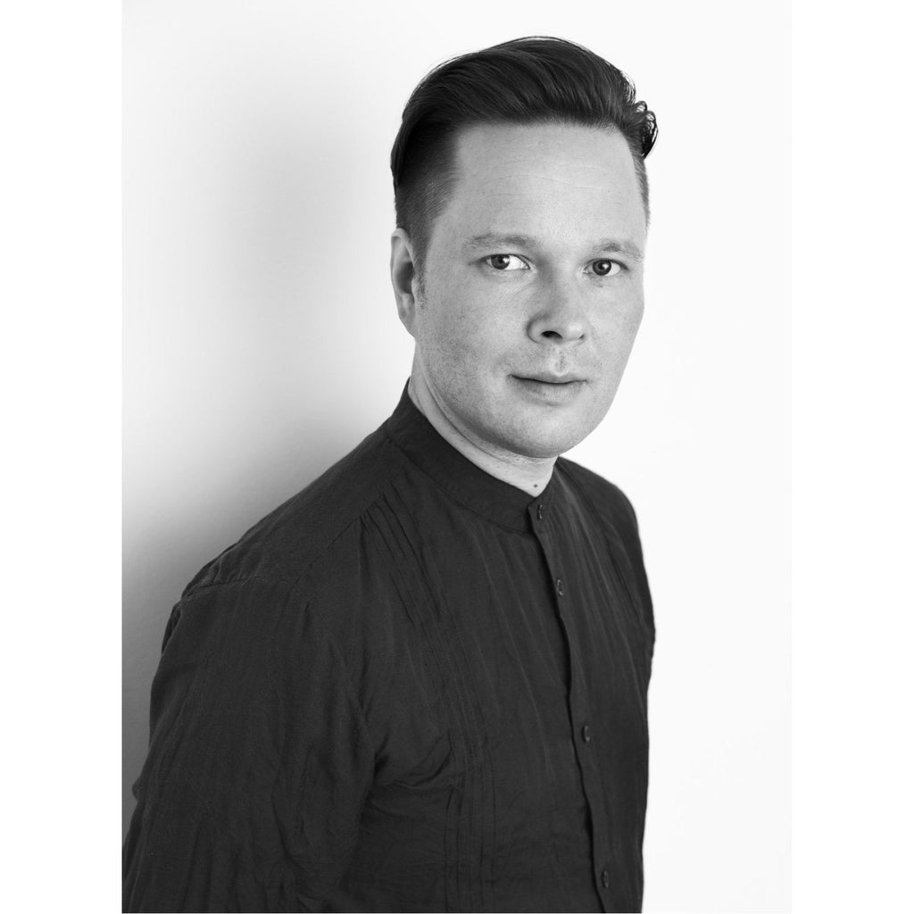 329344