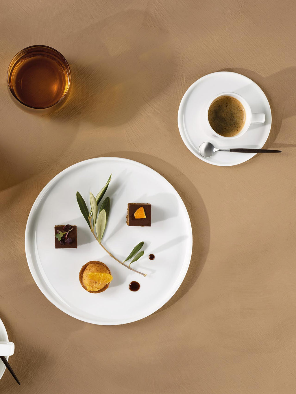 VI Oco-Tee-Kaffee-oben_0db0fca7-3eef-4261-b945-8dfec1c0d06e.jpg